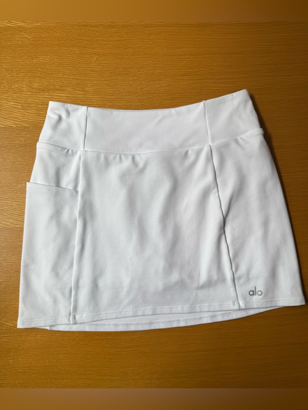 Alo brand new tennis skirt - size xs